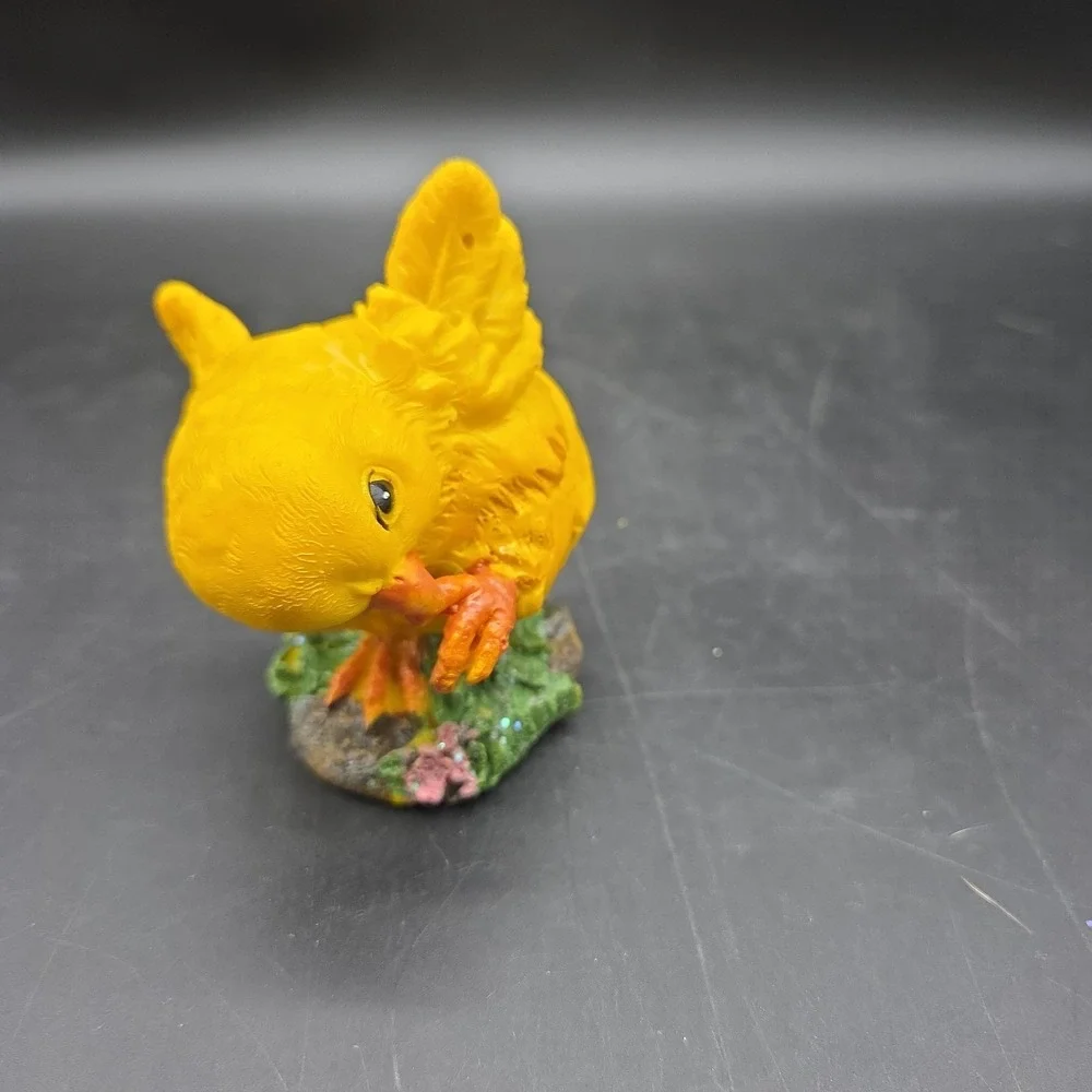 4 Pc Miniature Yellow Chick Figurines Easter Spring Decor Tiny Resin Birds Lot